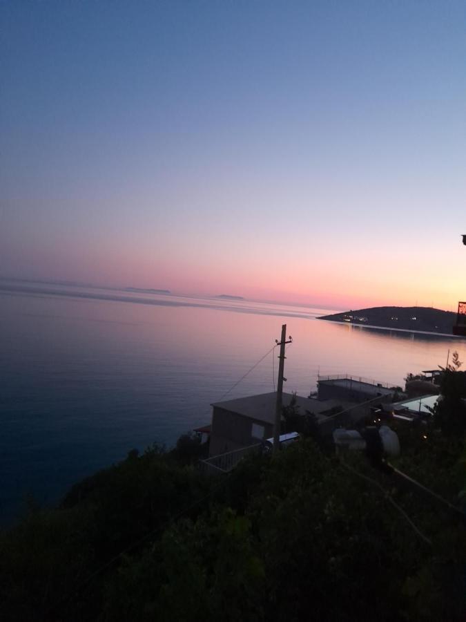 Dim'S Villas Qeparo Buitenkant foto